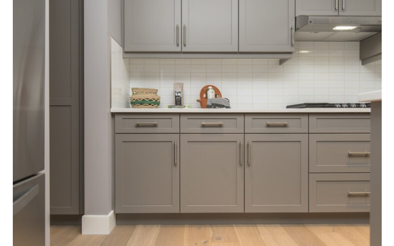 kitchen cabinet hinges