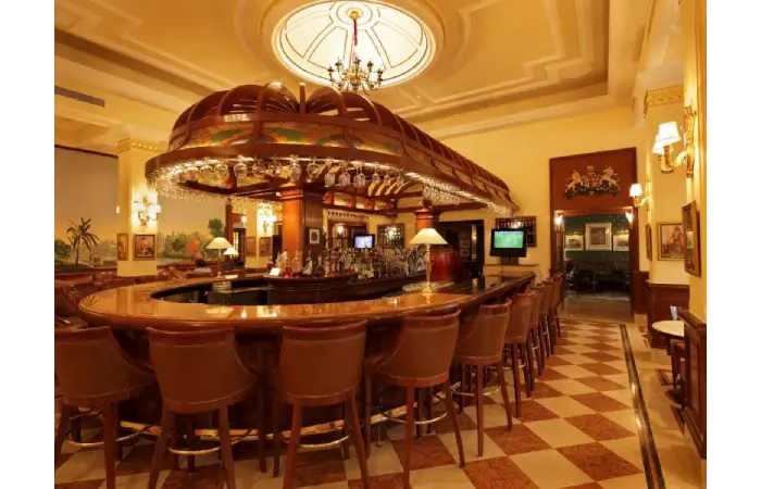 hotel with bar