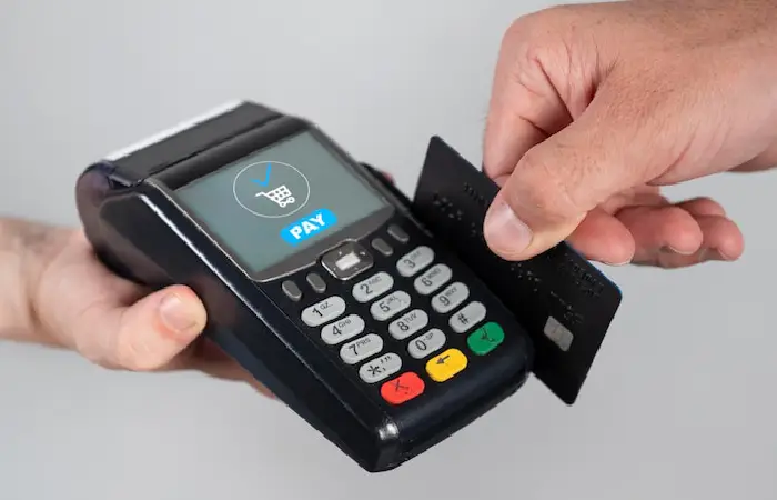 Why Every Business Needs A Card Machine In UK for Success?
