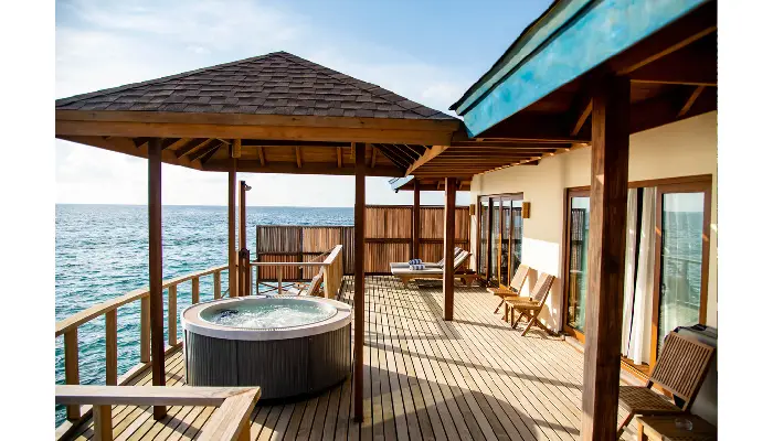 Why Maldives Water Villas Are the Perfect Romantic Getaway?