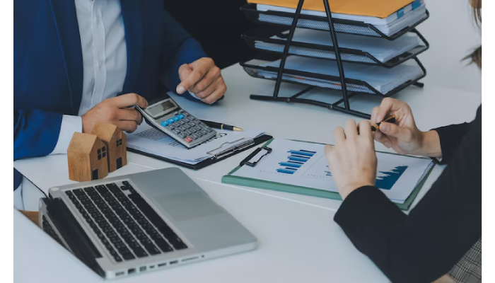 How to Choose the Right Accounting Software for Insurance Agencies?