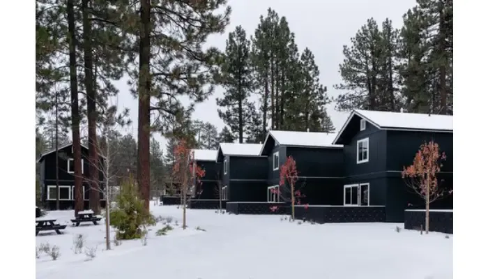 Experience Luxury Lodge: Your Family Getaway Destination