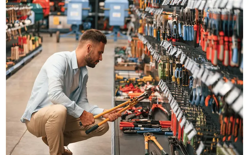 How to Choose a Dubai Hardware Store for Your Project?