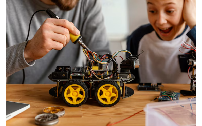 Mechanical Engineering Kit: What Comes Inside the Box?