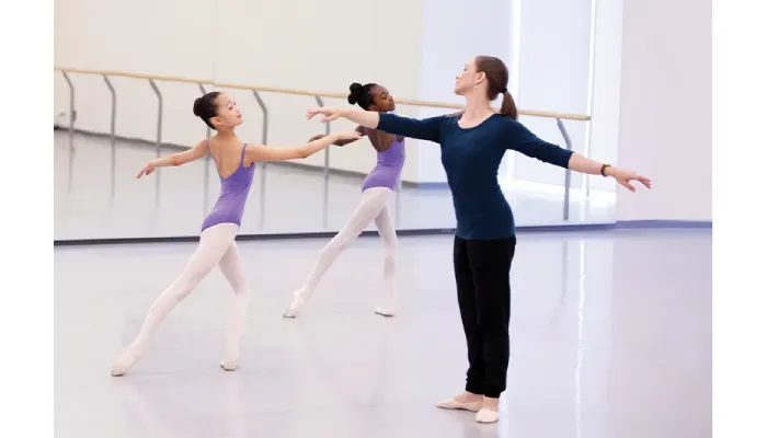 Why More Adults in Toronto Are Joining Dance Classes?